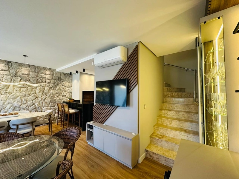 Lindo Duplex Decorado, a Poucos Metros do Mar com Jacuzzi!: 27ª foto da galeria de imagens do imóvel
