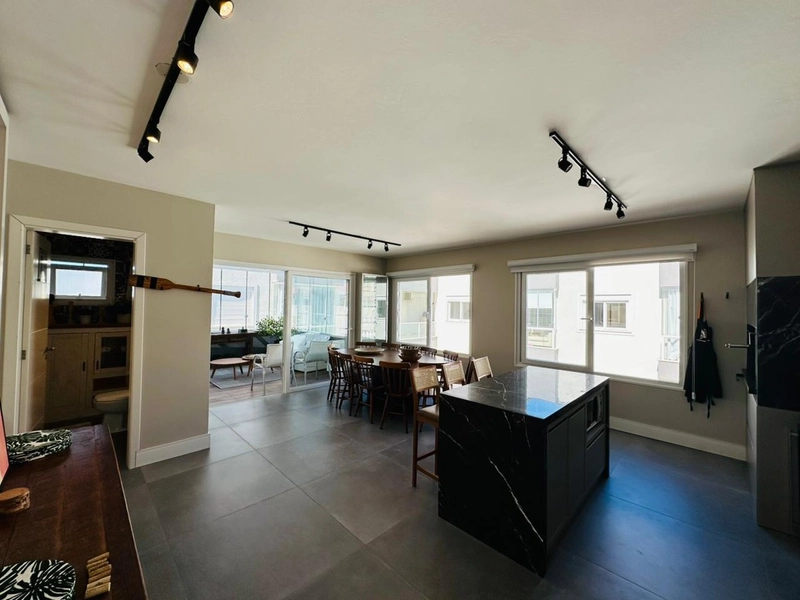 Lindo Duplex Decorado, a Poucos Metros do Mar com Jacuzzi!: 46ª foto da galeria de imagens do imóvel