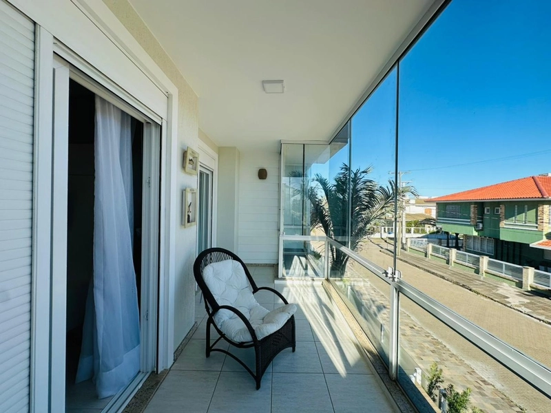 Lindo Duplex Decorado, a Poucos Metros do Mar com Jacuzzi!: 33ª foto da galeria de imagens do imóvel