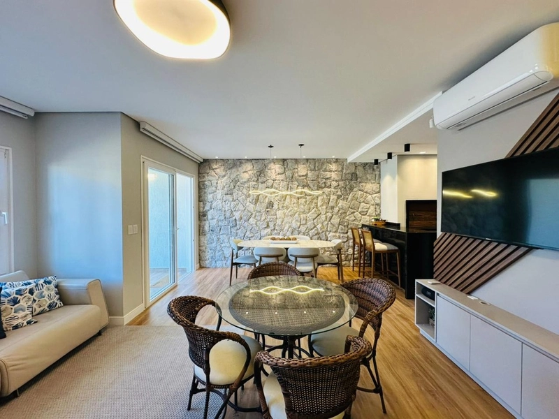 Lindo Duplex Decorado, a Poucos Metros do Mar com Jacuzzi!: 17ª foto da galeria de imagens do imóvel