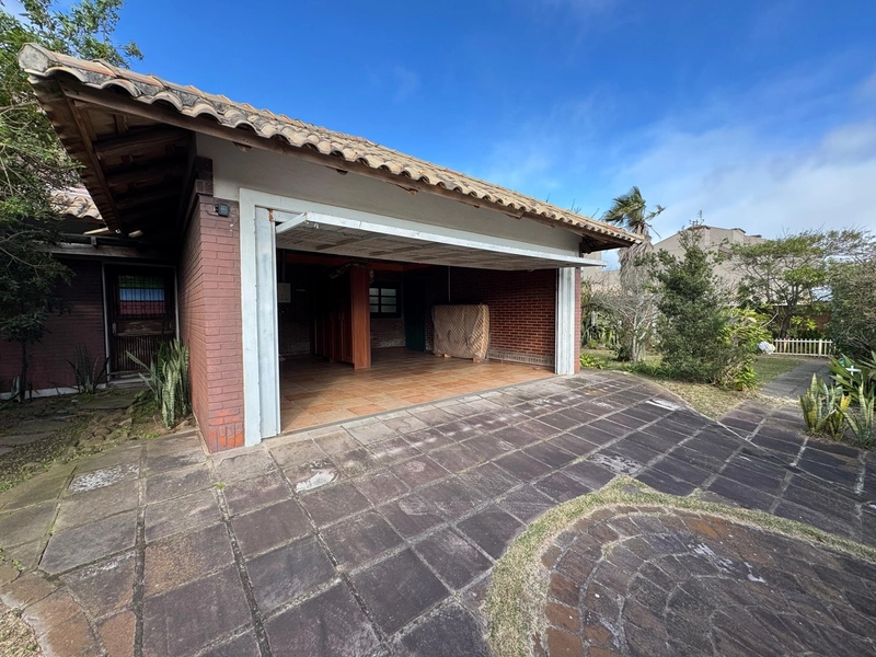 Ampla Casa Rústica com Vista para o Mar em 4 Terrenos: 21ª foto da galeria de imagens do imóvel