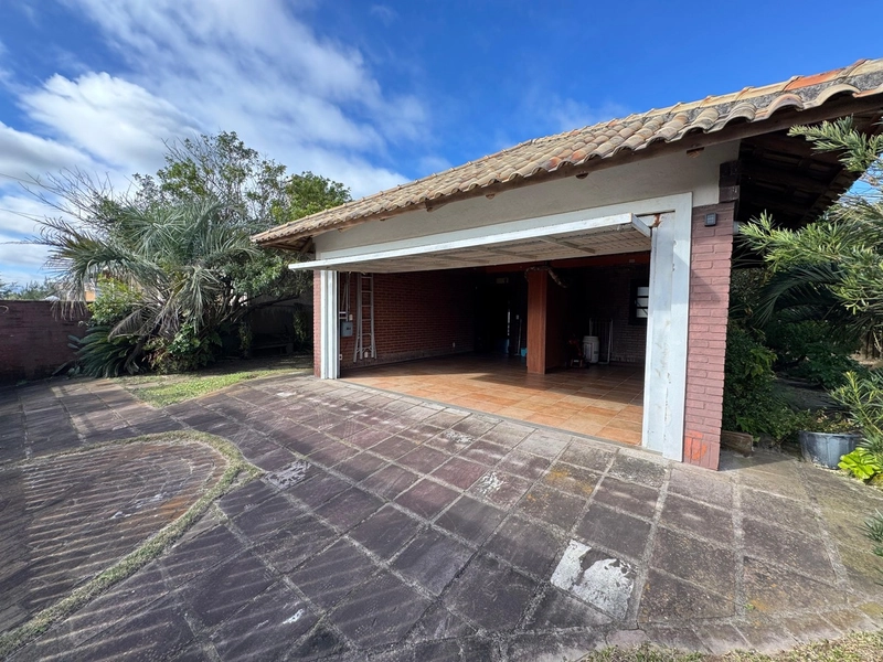 Ampla Casa Rústica com Vista para o Mar em 4 Terrenos: 20ª foto da galeria de imagens do imóvel