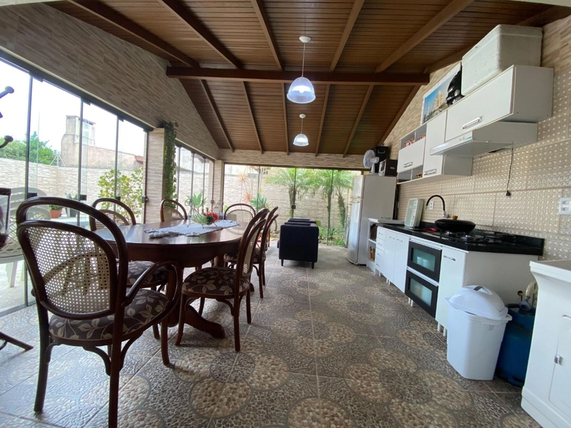 Casa à venda em Atlântida Sul: 4ª foto da galeria de imagens do imóvel