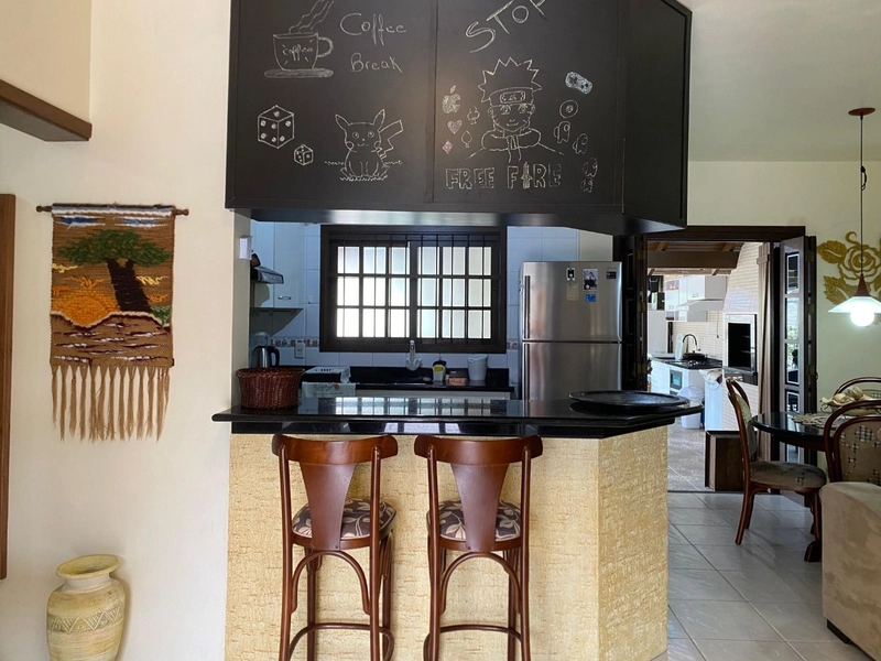 Casa à venda em Atlântida Sul: 2ª foto da galeria de imagens do imóvel