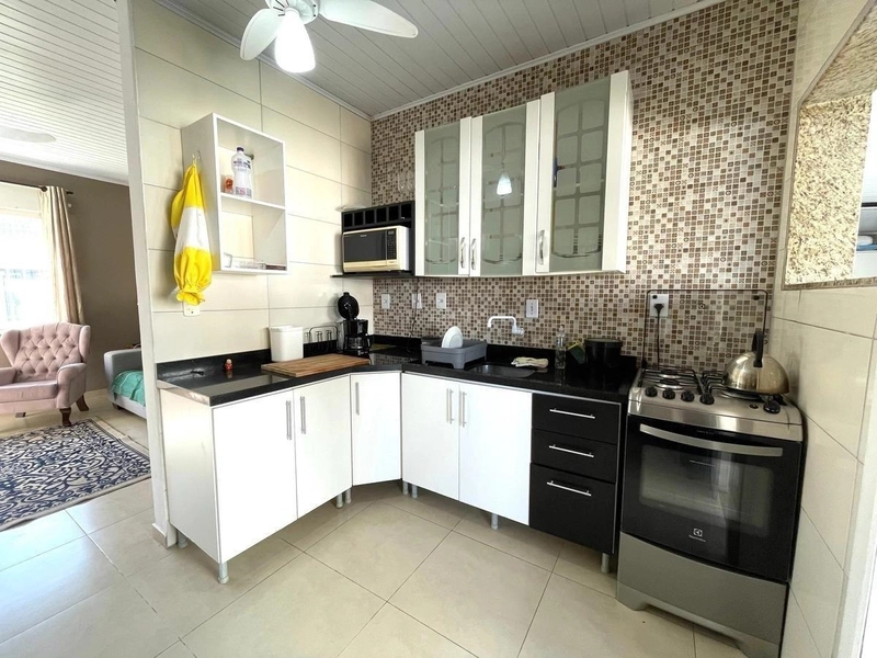 Ótima Casa com 3 Dormitórios, 3 Banheiros Sociais e Piscina Privativa!: 4ª foto da galeria de imagens do imóvel