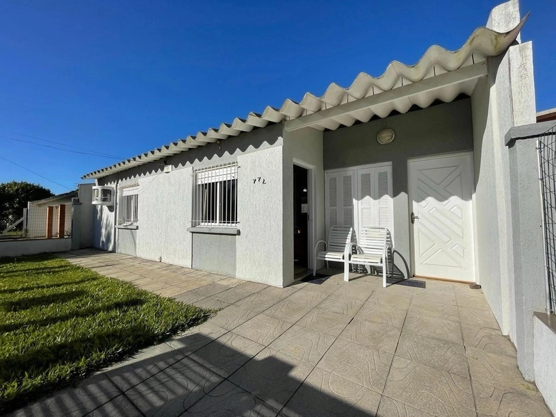 Ótima Casa com 3 Dormitórios, 3 Banheiros Sociais e Piscina Privativa!: 1ª foto da galeria de imagens do imóvel