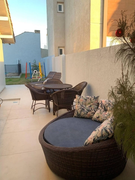Linda Casa com Piscina Aquecida e 3 Dormitórios Sendo 1 Suíte!: 20ª foto da galeria de imagens do imóvel