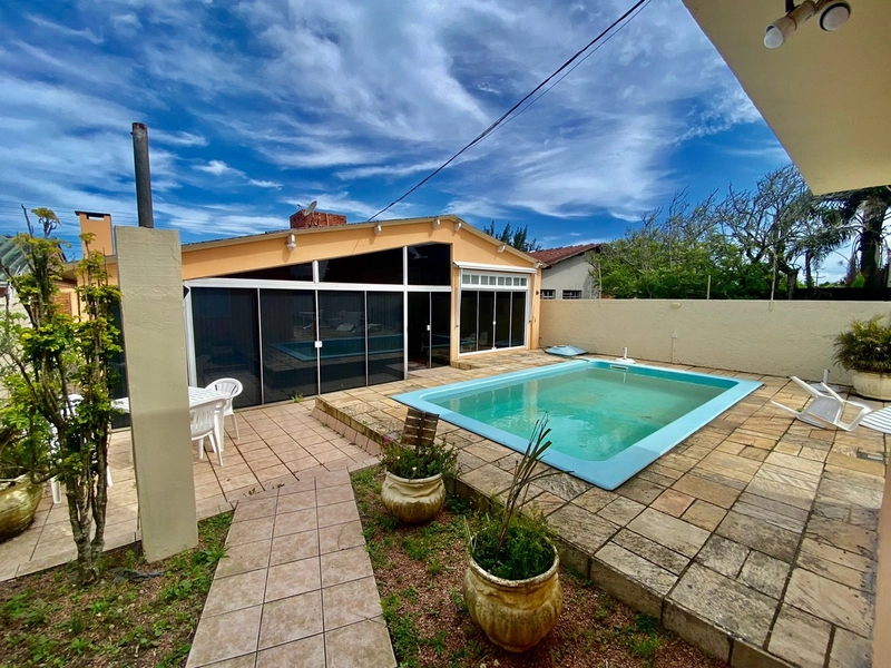 Casa à venda em Atlantida Sul: 13ª foto da galeria de imagens do imóvel