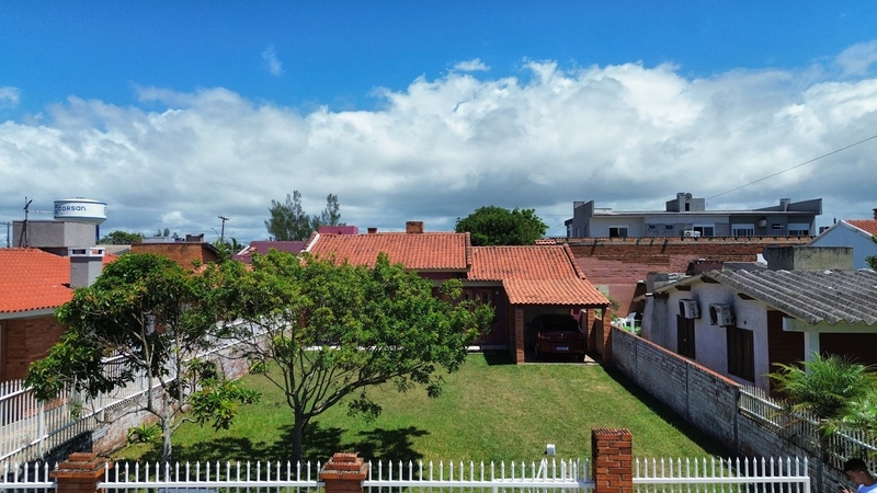 Casa a VENDA! Já pensou em ter sua casa no litoral.: 3ª foto da galeria de imagens do imóvel