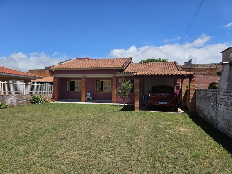 Casa a VENDA! Já pensou em ter sua casa no litoral.: 2ª foto da galeria de imagens do imóvel