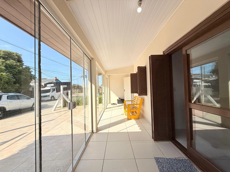 Casa com 3 Dormitórios, 2 Banheiros Sociais em Ótima Localização!: 15ª foto da galeria de imagens do imóvel
