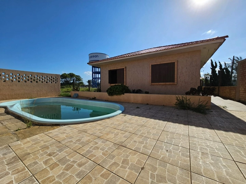 Casa à venda na Praia do Arpoador: 3ª foto da galeria de imagens do imóvel