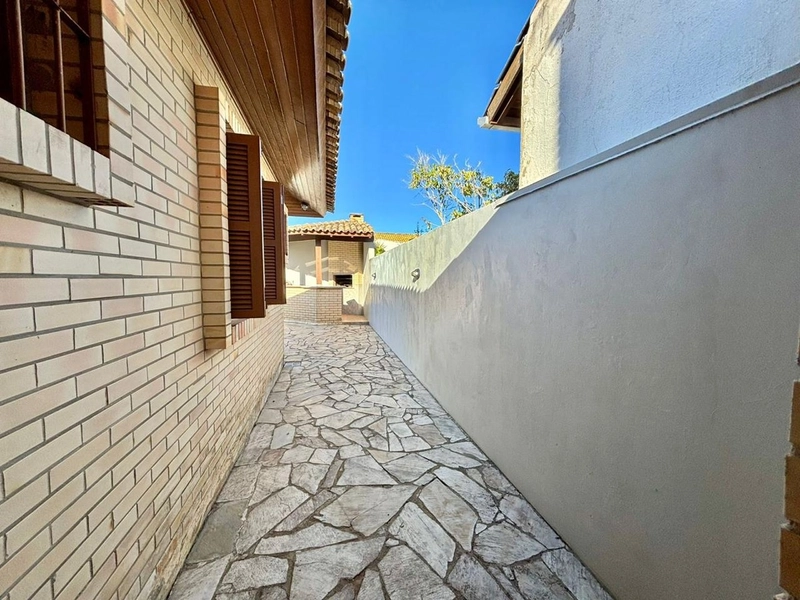 Linda Casa com Piscina em Xangri-Lá!: 27ª foto da galeria de imagens do imóvel