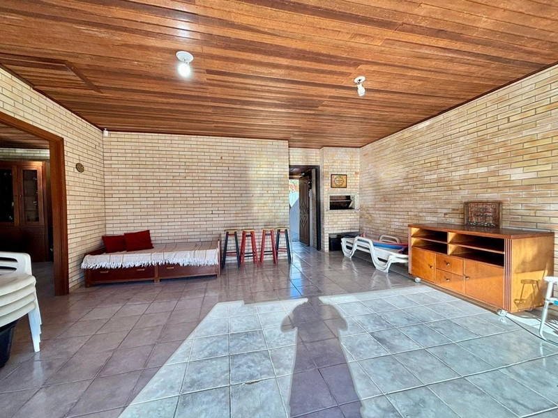 Linda Casa com Piscina em Xangri-Lá!: 11ª foto da galeria de imagens do imóvel