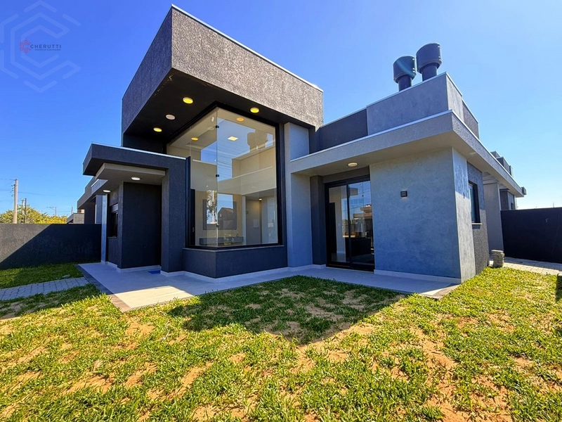 Ampla Casa de Esquina com Suíte e Garagem Fechada!: 1ª foto da galeria de imagens do imóvel