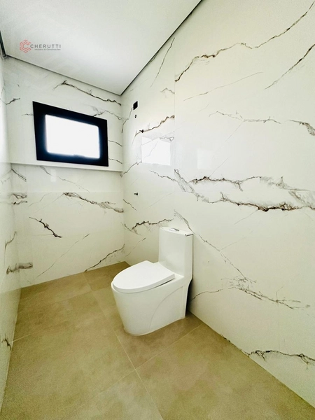 Casa com Piscina, Suíte e Living Integrado – Semi-Mobiliada!: 8ª foto da galeria de imagens do imóvel