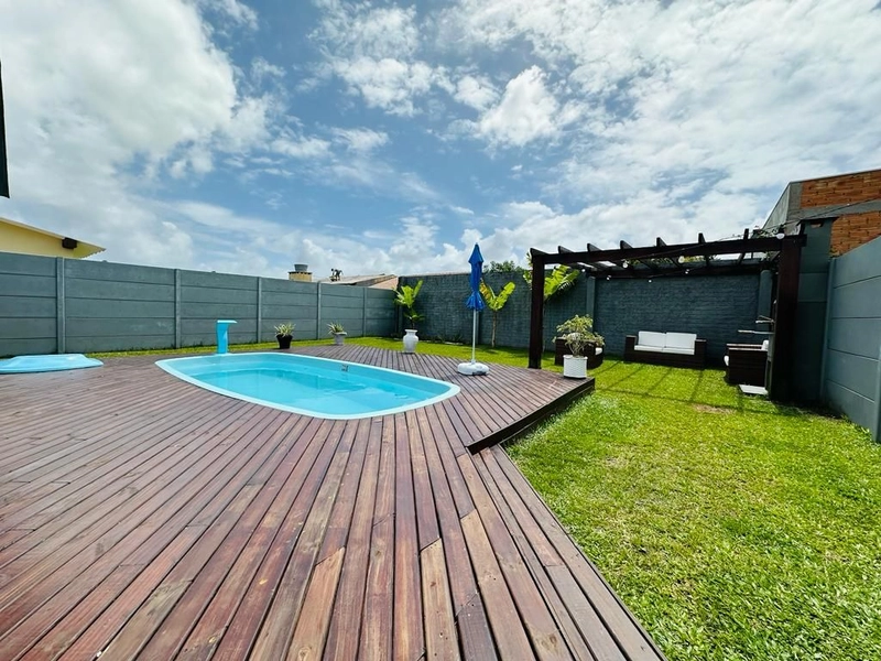 Casa à venda em Atlantida Sul: 9ª foto da galeria de imagens do imóvel