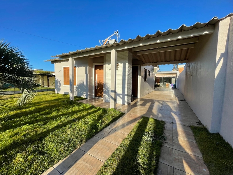 Casa com Piscina e Espaço Gourmet Completo | 3 Dormitórios: 1ª foto da galeria de imagens do imóvel