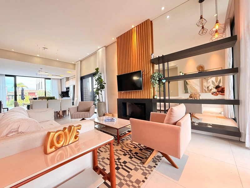 Casa de Alto Padrão com Vista para o Lago e 4 Suítes!: 11ª foto da galeria de imagens do imóvel