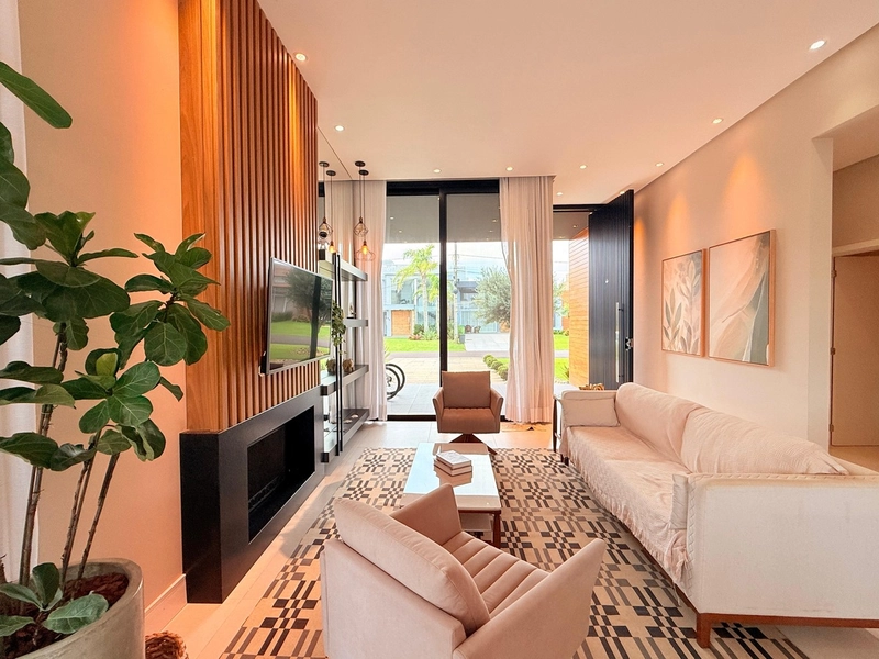 Casa de Alto Padrão com Vista para o Lago e 4 Suítes!: 8ª foto da galeria de imagens do imóvel