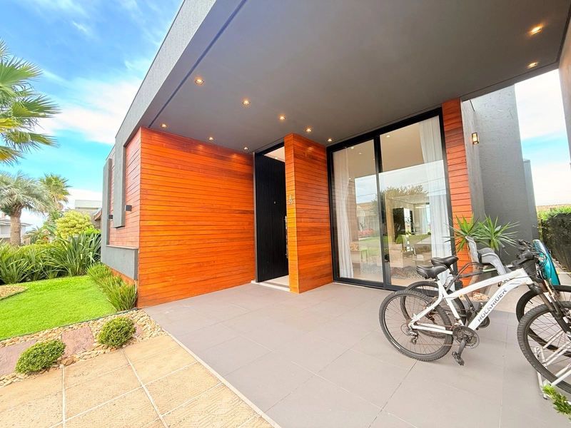Casa de Alto Padrão com Vista para o Lago e 4 Suítes!: 4ª foto da galeria de imagens do imóvel