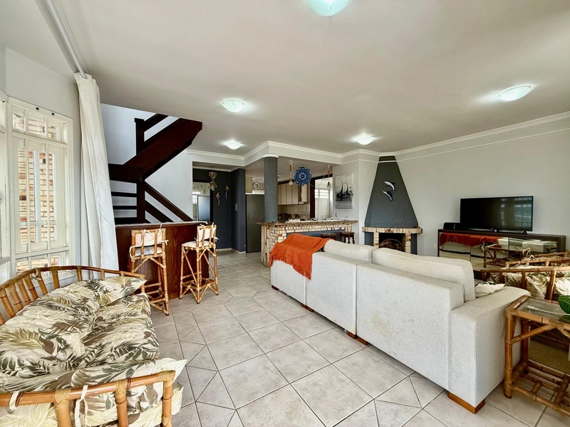 Casa na Praia à Venda – Conforto e Lazer Garantidos: 5ª foto da galeria de imagens do imóvel