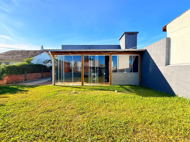 Linda Casa em Rainha do Mar, com 3 Dormitórios e Living integrado: 17ª foto da galeria de imagens do imóvel