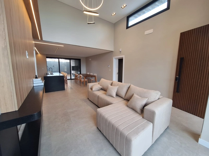 Oportunidade! Casa Charmosa com Localização Privilegiada: 6ª foto da galeria de imagens do imóvel