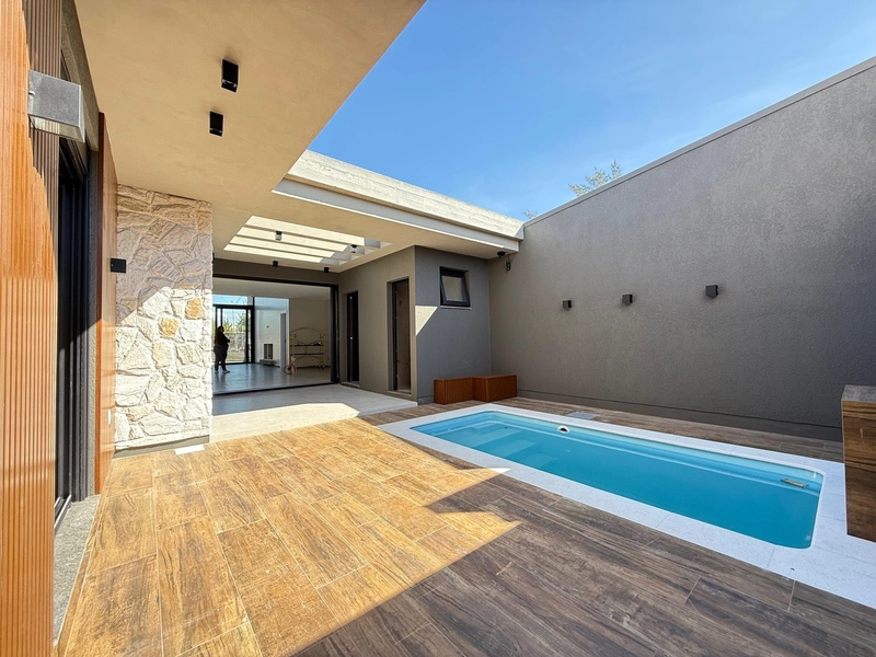 Oportunidade! Casa Charmosa com Localização Privilegiada: 16ª foto da galeria de imagens do imóvel