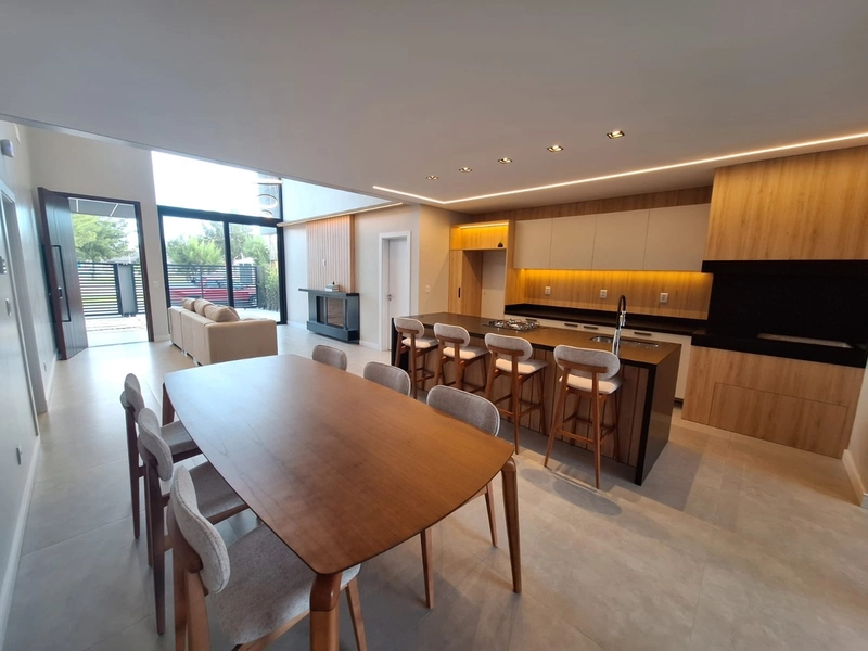 Oportunidade! Casa Charmosa com Localização Privilegiada: 9ª foto da galeria de imagens do imóvel