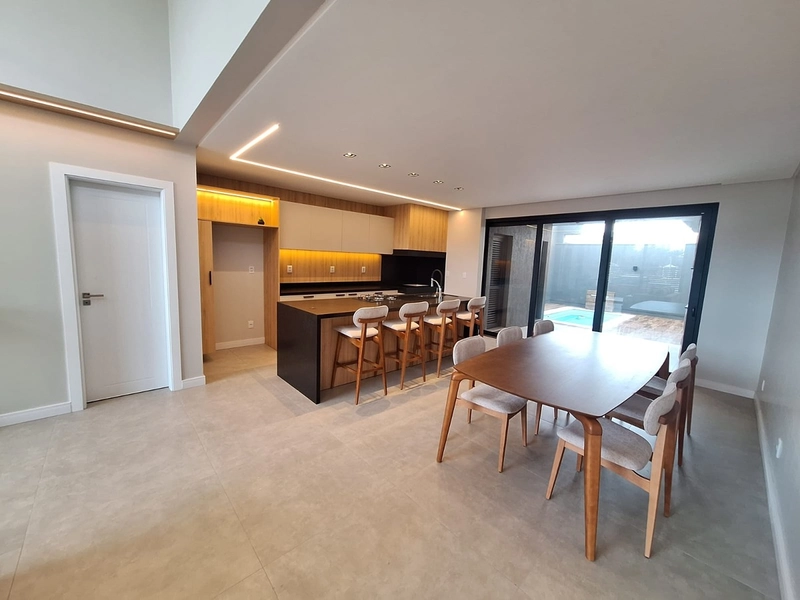 Oportunidade! Casa Charmosa com Localização Privilegiada: 5ª foto da galeria de imagens do imóvel