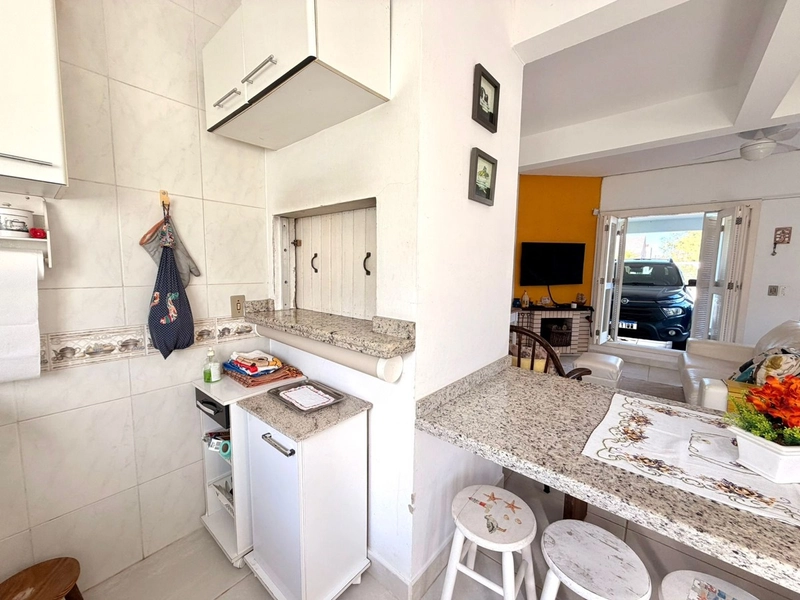 Lindo Sobrado em Atlântida Sul com 3 Dormitórios: 9ª foto da galeria de imagens do imóvel