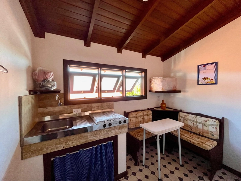Ampla Residência com Anexo, Piscina e Espaço Gourmet em Dois Terrenos: 20ª foto da galeria de imagens do imóvel