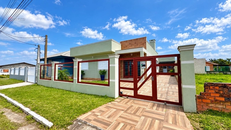 Amplo imóvel com piscina, espaço gourmet e anexo completo em Atlântida Sul!: 2ª foto da galeria de imagens do imóvel
