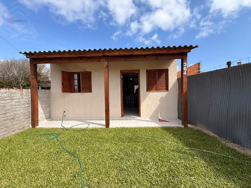 Ótimo Imóvel com 2 Dormitórios e Pátio Amplo!: 1ª foto da galeria de imagens do imóvel