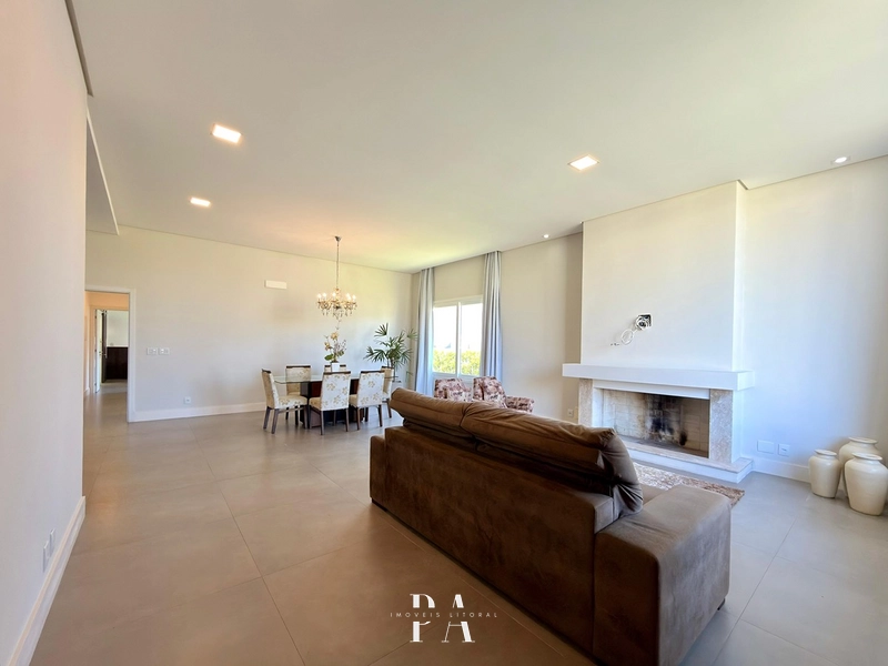 CASA EM CONDOMINIO FECHADO: 3ª foto da galeria de imagens do imóvel