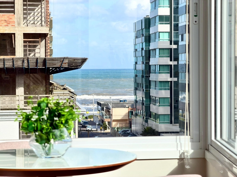 APARTAMENTO FRENTE PRAÇA COM VISTA MAR: 7ª foto da galeria de imagens do imóvel