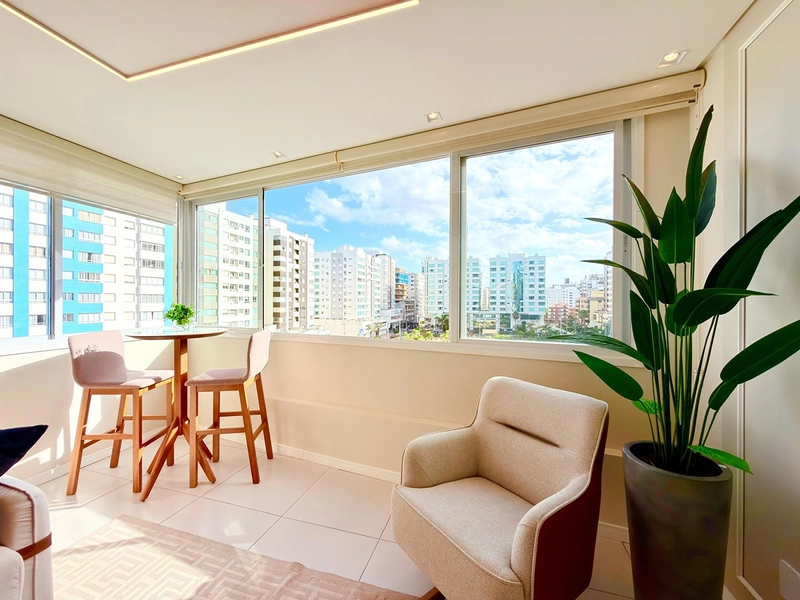 APARTAMENTO FRENTE PRAÇA COM VISTA MAR: 6ª foto da galeria de imagens do imóvel
