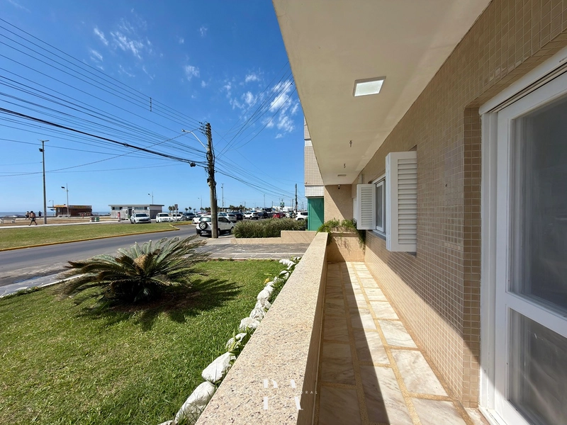 APARTAMENTO A BEIRA MAR: 2ª foto da galeria de imagens do imóvel