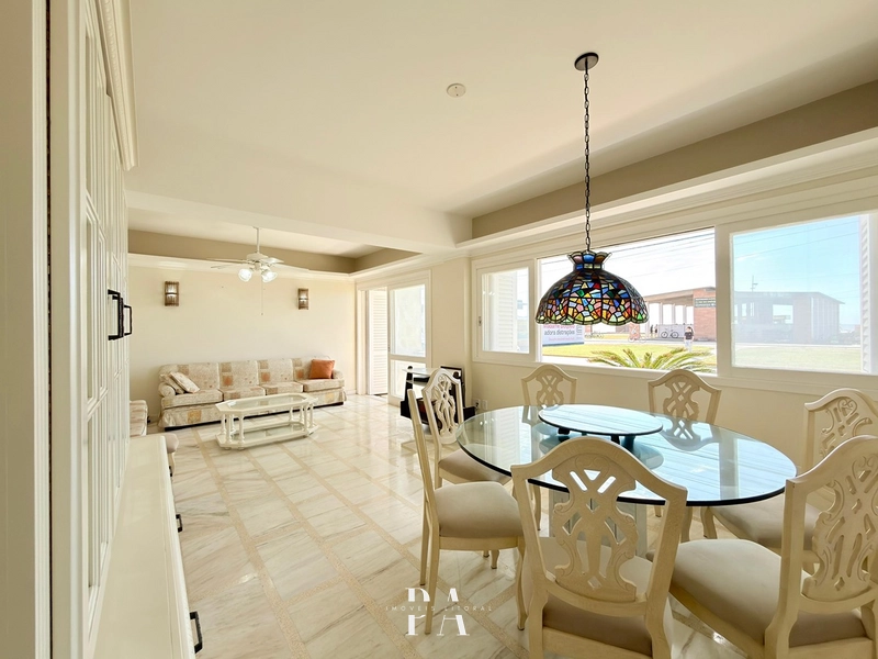 APARTAMENTO A BEIRA MAR: 1ª foto da galeria de imagens do imóvel