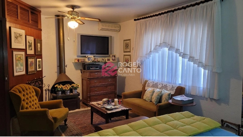Casa á venda no Interlagos: 3ª foto da galeria de imagens do imóvel