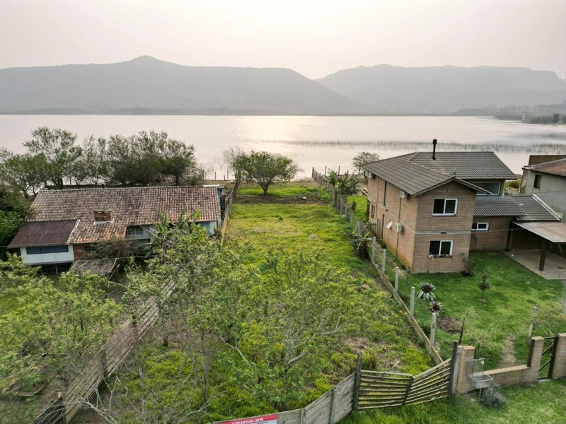 Terreno com bela vista para a Lagoa: 3ª foto da galeria de imagens do imóvel
