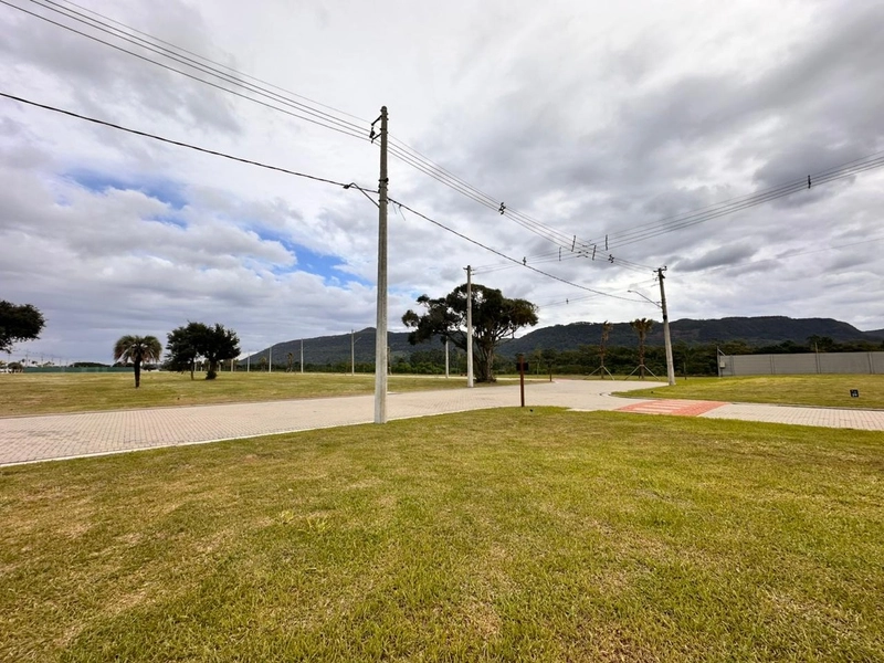 Terreno de esquina em condomínio + Garagem para Jet ski: 5ª foto da galeria de imagens do imóvel