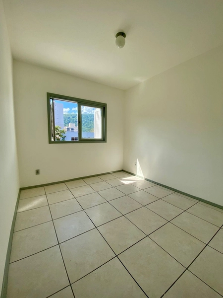 Apartamento bem localizado em Osório: 2ª foto da galeria de imagens do imóvel