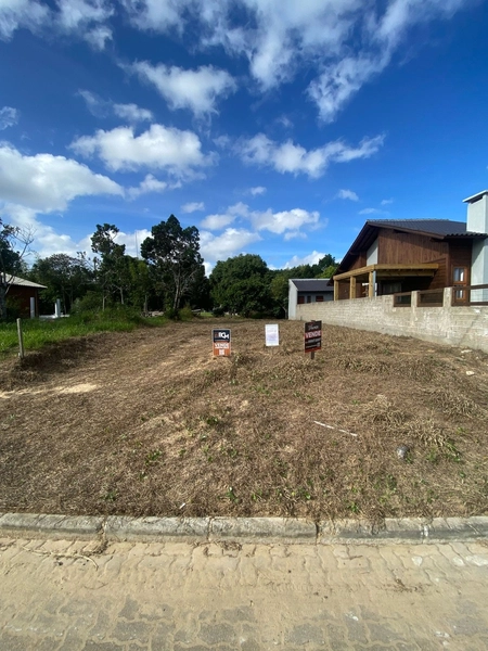 Excelente terreno no bairro Bosques de Albatroz: 2ª foto da galeria de imagens do imóvel