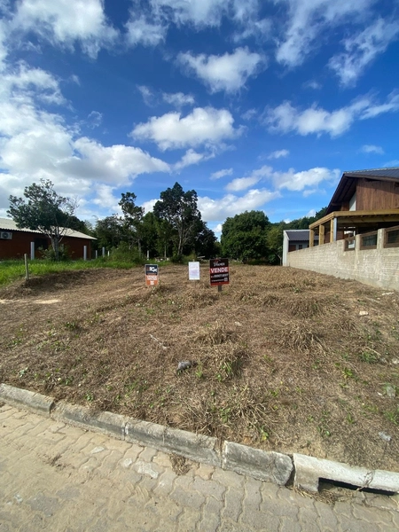 Excelente terreno no bairro Bosques de Albatroz: 1ª foto da galeria de imagens do imóvel