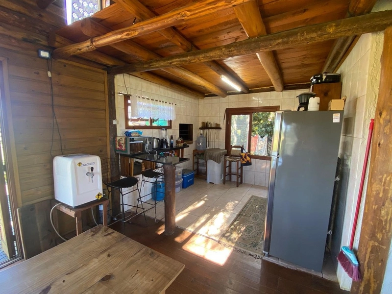 Casa na Lagoa: 8ª foto da galeria de imagens do imóvel