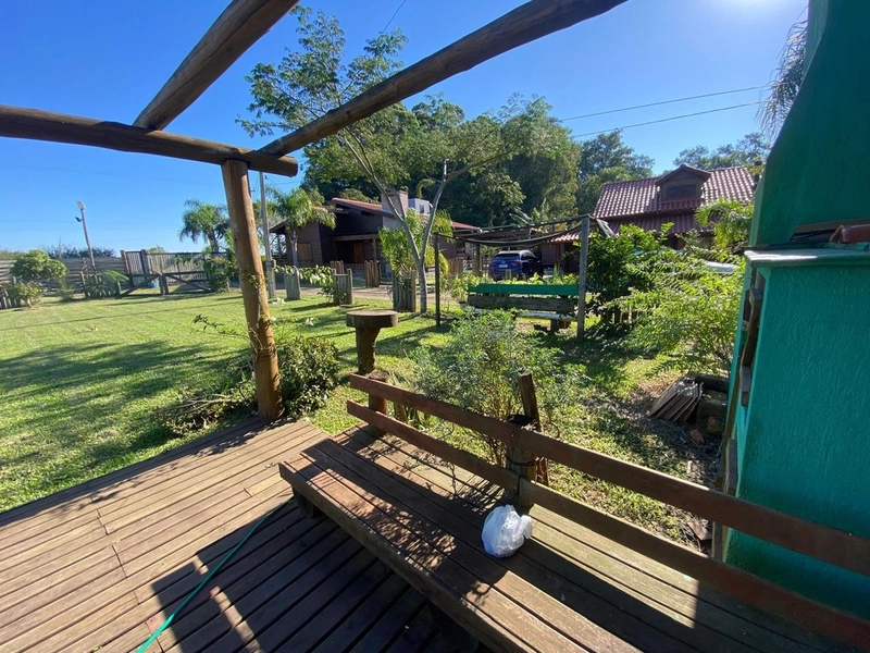 Casa na Lagoa: 2ª foto da galeria de imagens do imóvel