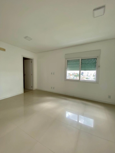 Amplo apartamento: 15ª foto da galeria de imagens do imóvel