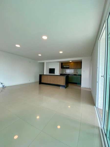 Amplo apartamento: 10ª foto da galeria de imagens do imóvel